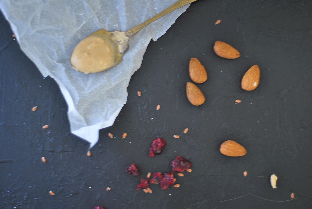 energy balls with cranberries
