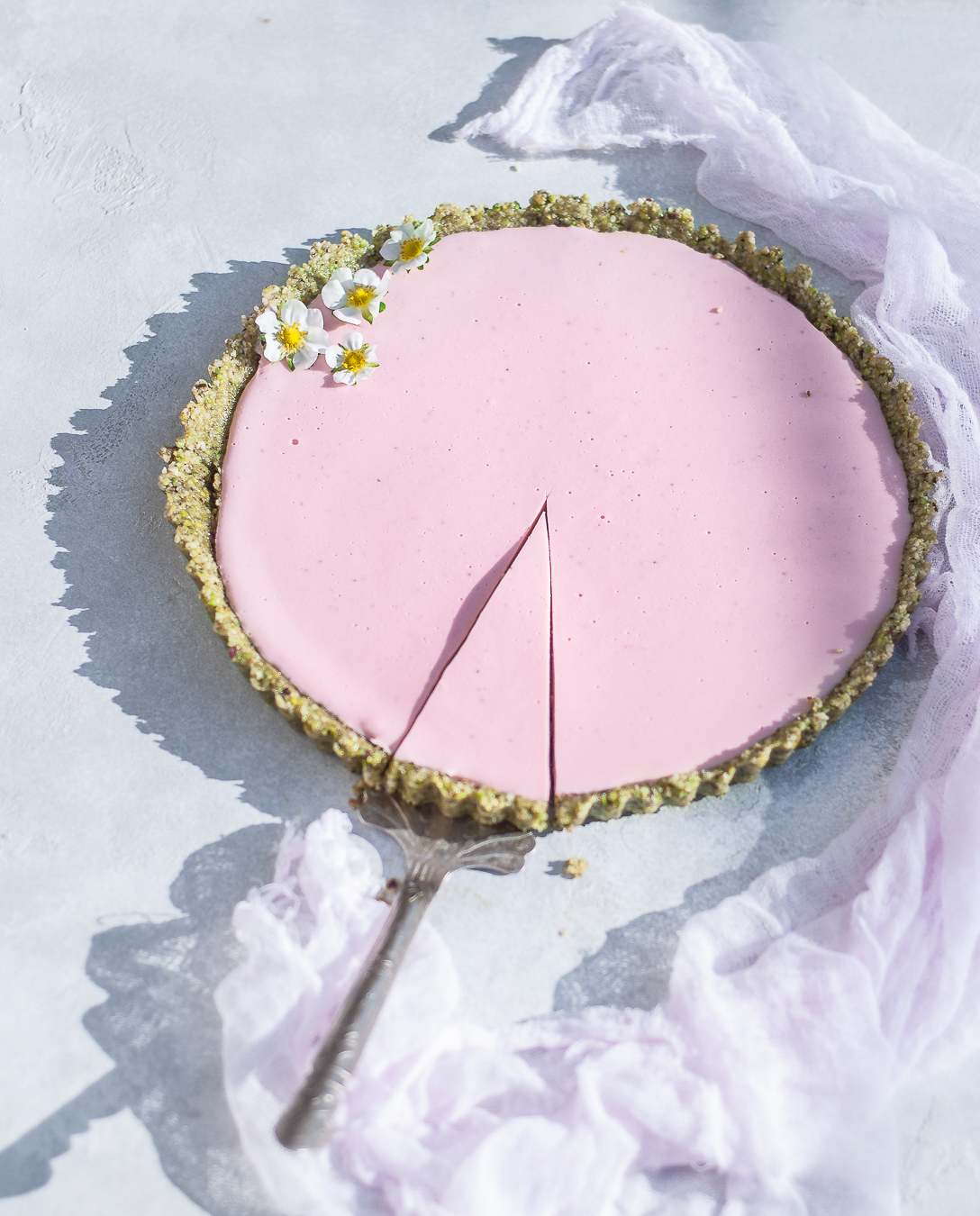 tarta fraoulas me fistiki